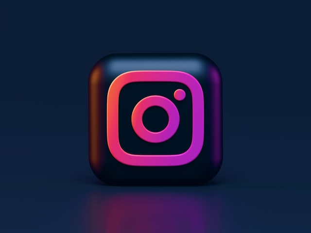 Instagram Logo - Key Principles of Logo Design - Simplicity at its finest - Photo by Alexander Shatov on Unsplash